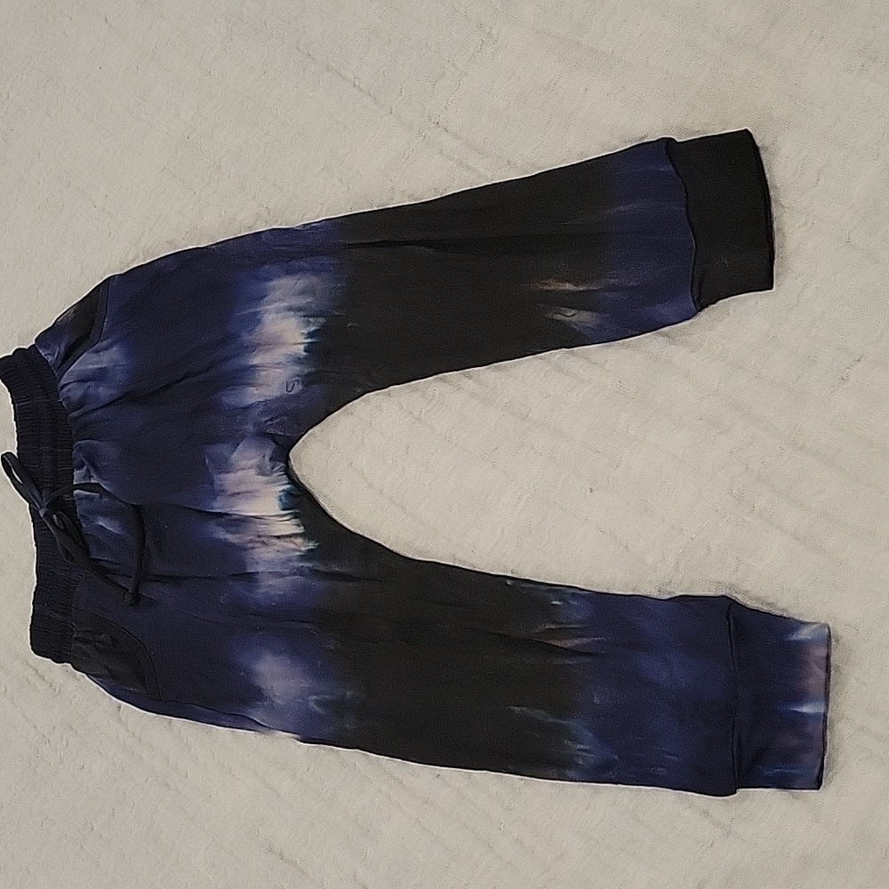 New boys size 3 super soft tie dye harem pants